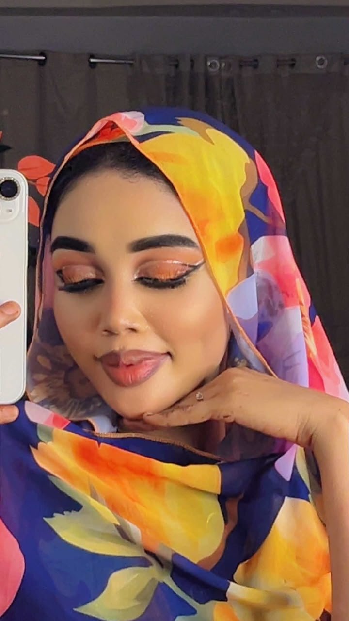 ميكب كات آيز برونزي - أمر نعمان